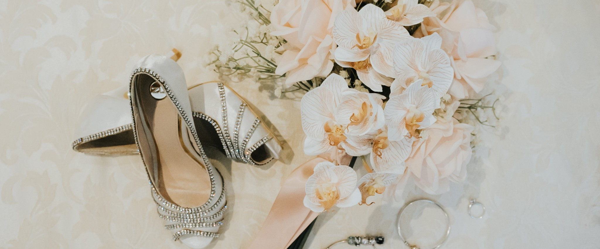 2.beatrice-michael-bride_prep-89.jpg