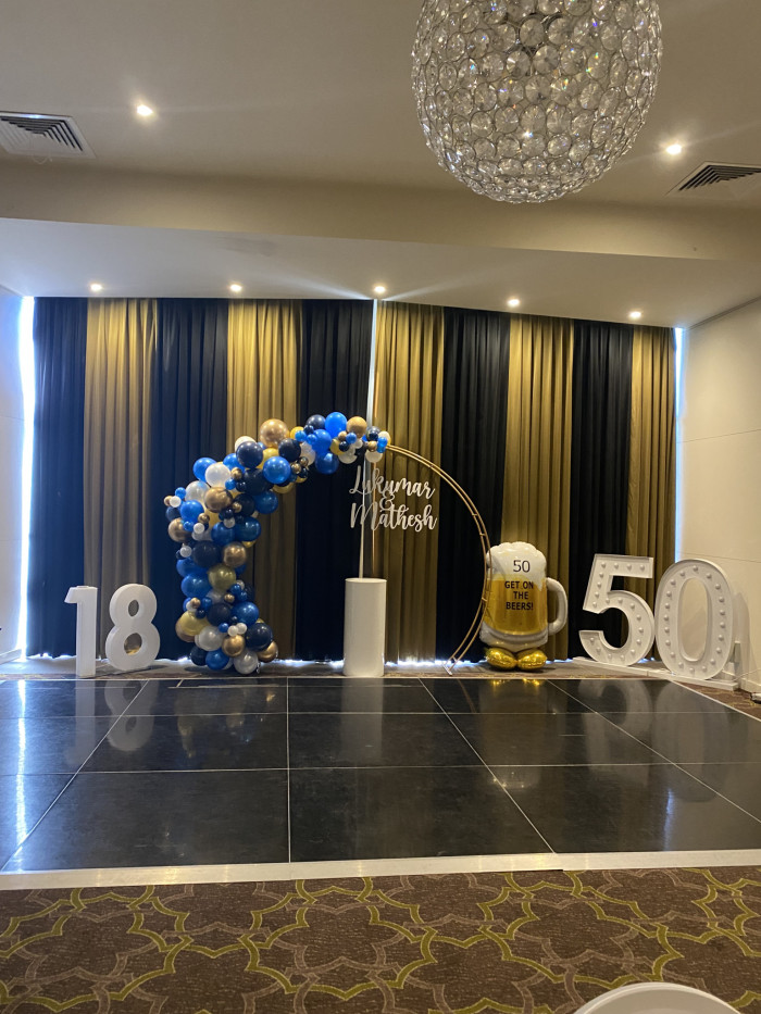 Gold Open Metal Arch Photo - 5