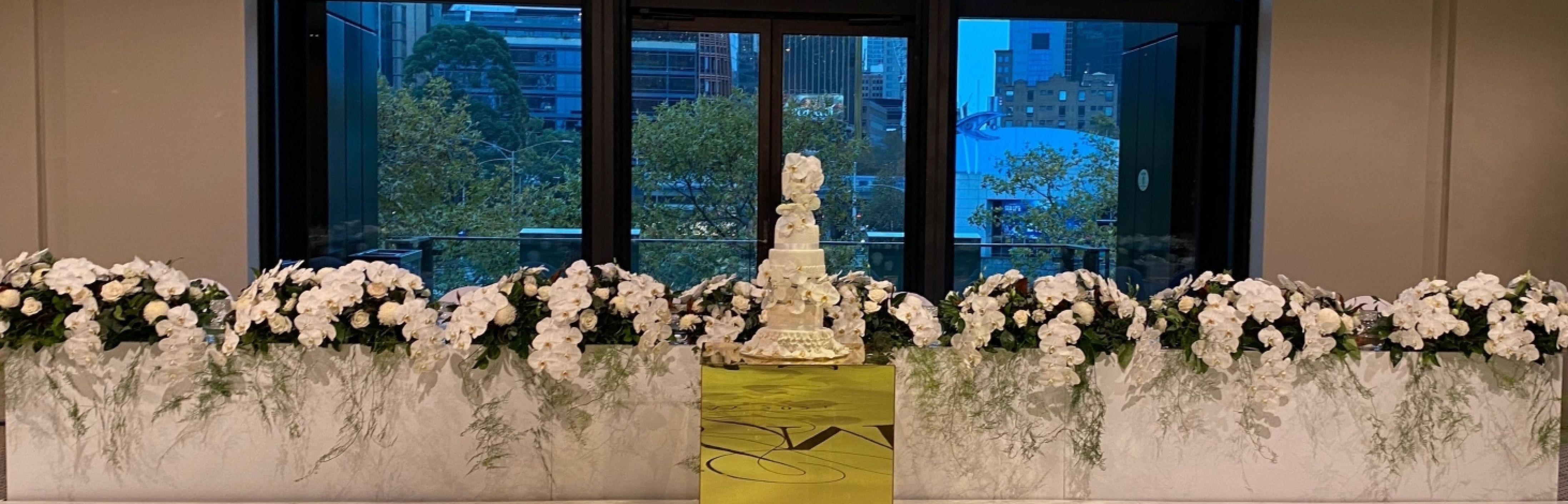 Bridal Table Orchids and Wedding Cake