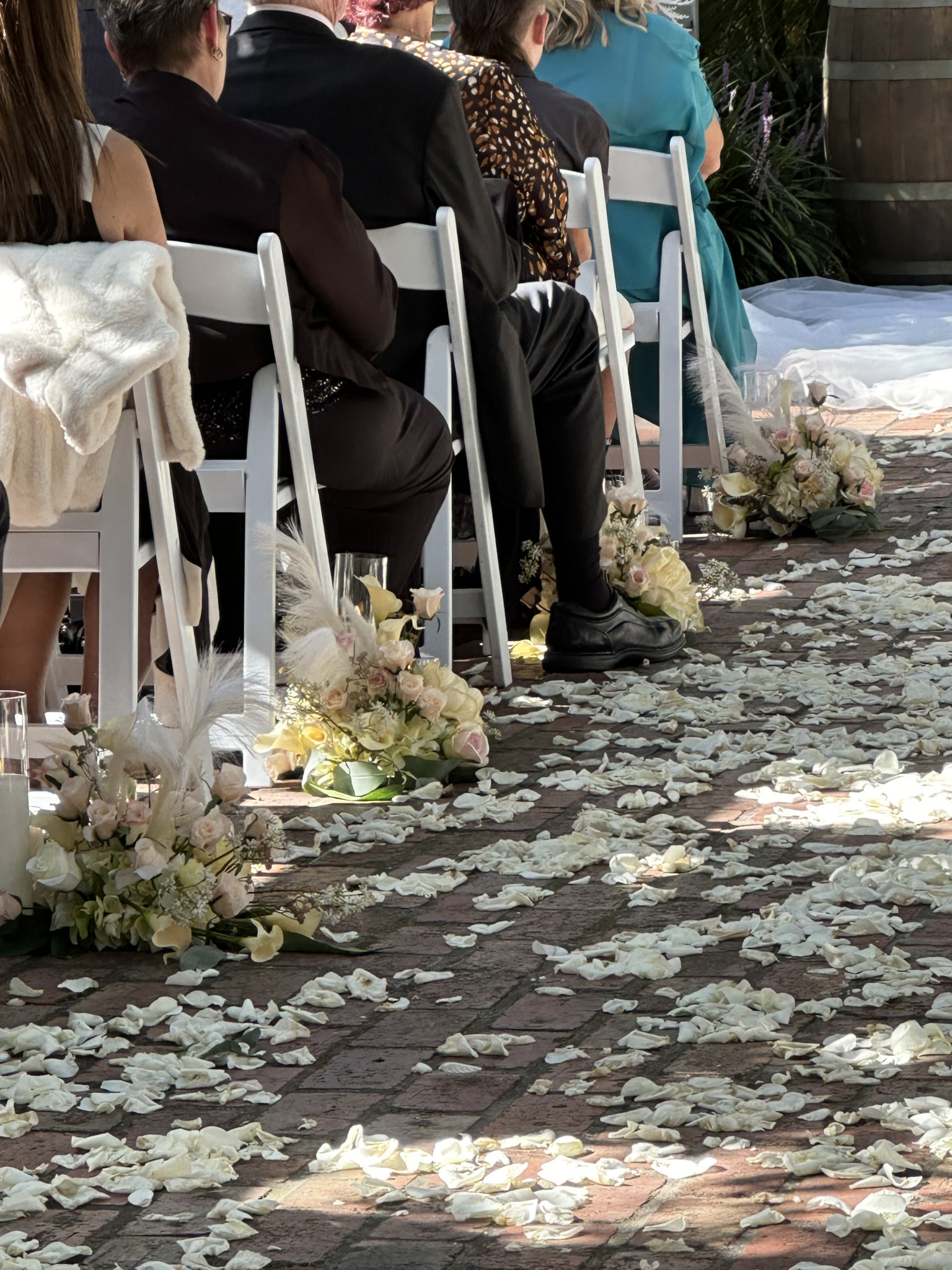 White Americana Chairs, Wedding Florals, Aisle Florals, Aisle Petals, Wedding Ceremony