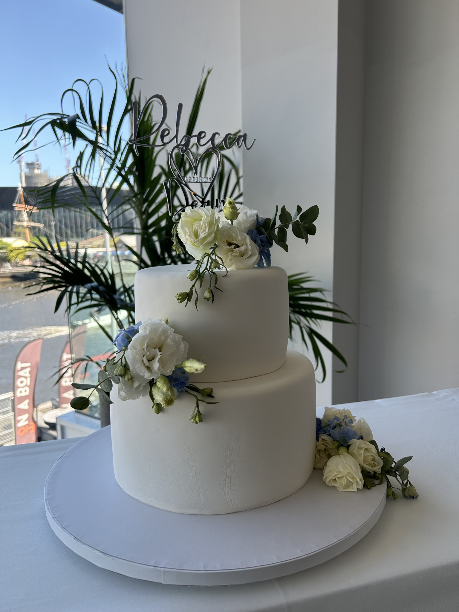 Wedding Cake Florals