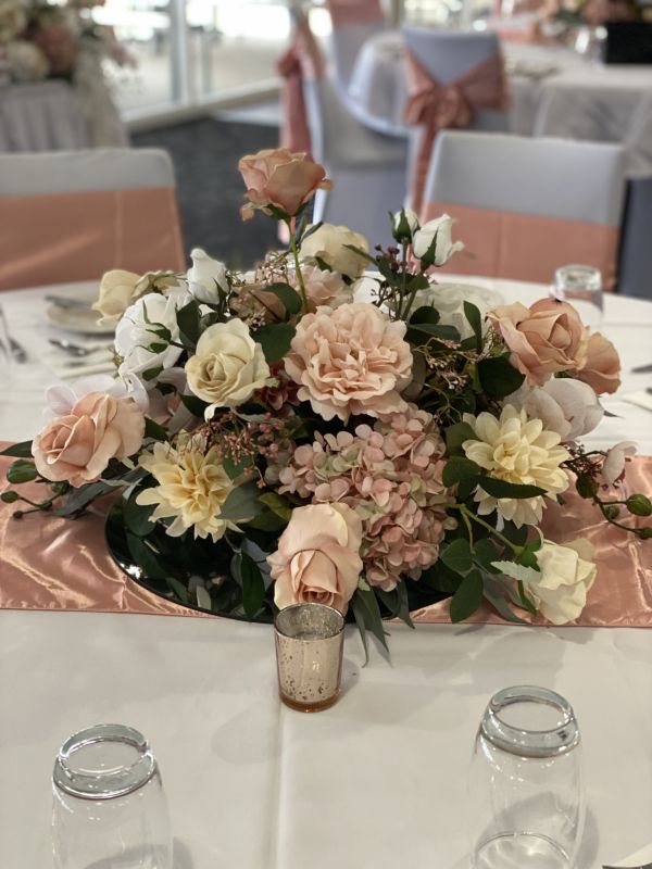 Silk Floral Centrepiece with 4 Tealights Photo