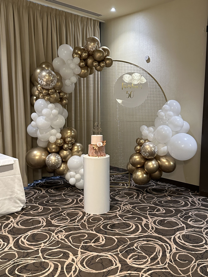 Round Mesh Backdrop Photo - 5